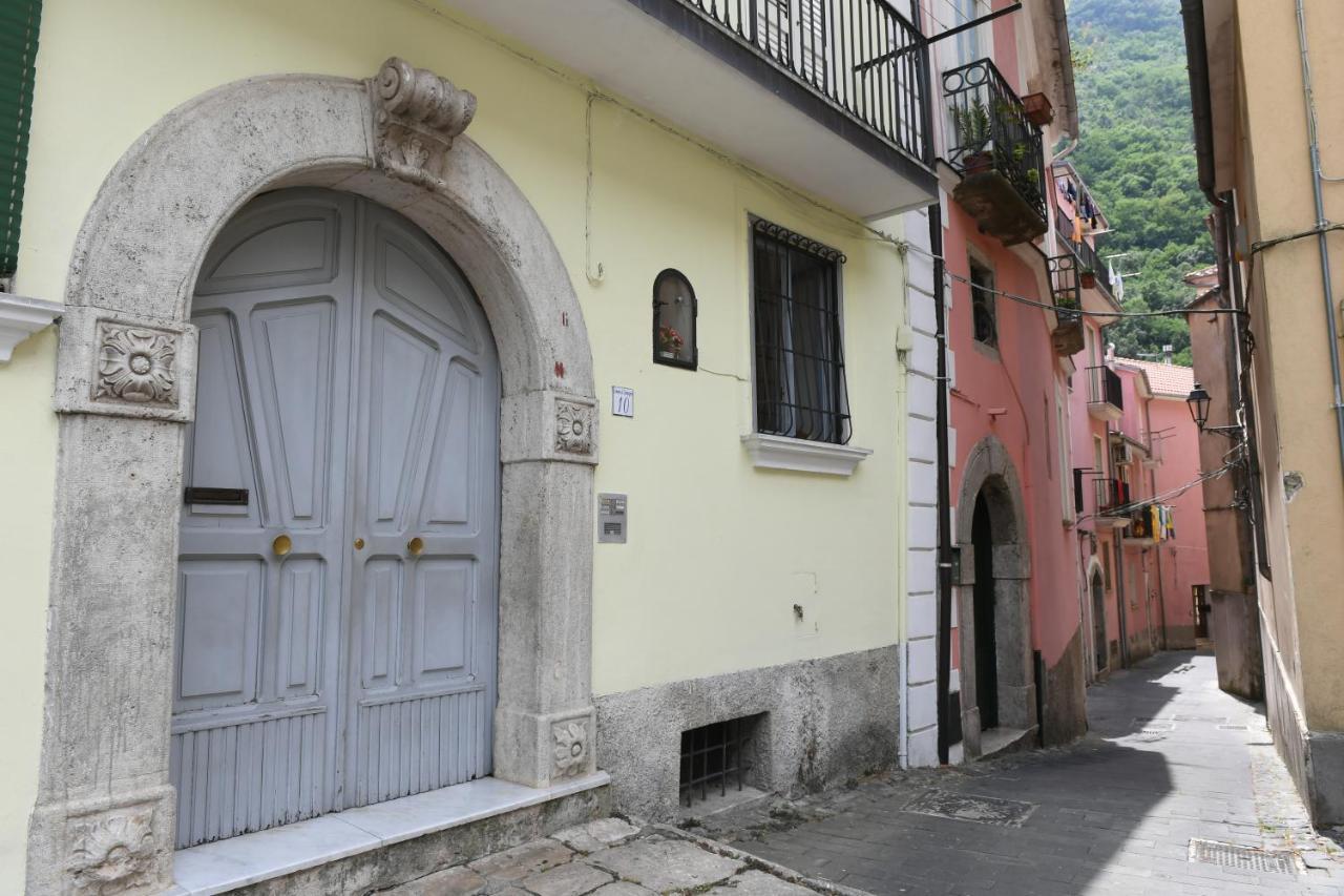 Palazzo Ducale Pironti Bed & Breakfast Campagna Exterior photo